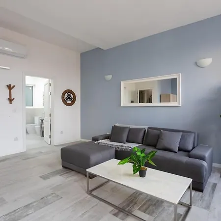 Valletta Apartment